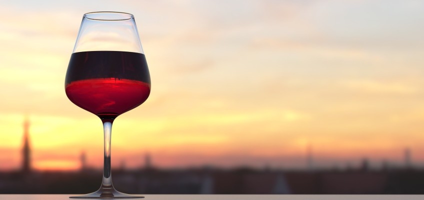 Znáte etiketu darování vína obchodním spolupracovníkům? Vyhněte se společenskému faux pas