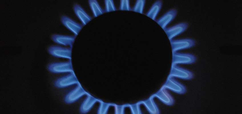 Změna dodavatele energií může rodinnému rozpočtu odlehčit až několik tisíc korun ročně