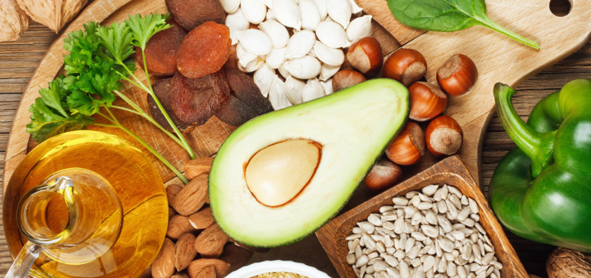Vitaminem D proti Parkinsonově chorobě, vitamin E pomůže s PMS a vitamin K podpoří správnou srážlivost krve. Jaké jsou jejich další účinky?