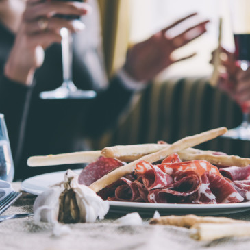 6 tipů, jak se s návštěvami restaurací vejít do rozpočtu