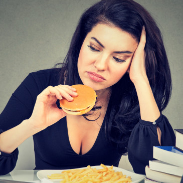 Genetika má na obezitu jen částečný vliv. V hubnutí nám brání naše pohodlnost a sedavé zaměstnání