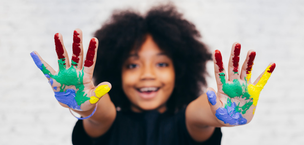 Kreativitu v pozdějším věku jako když najdeš Creative Commons (shutterstock.com)