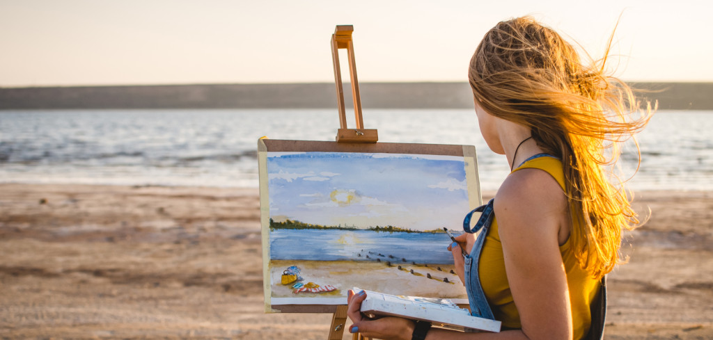 Kreativní tvoření uvolní mysl a zažene chmury Creative Commons (shutterstock.com)