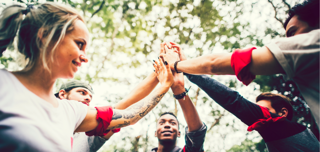 Uspořádejte pro své zaměstnance zimní teambuilding, na který nezapomenou Creative Commons (shutterstock.com)