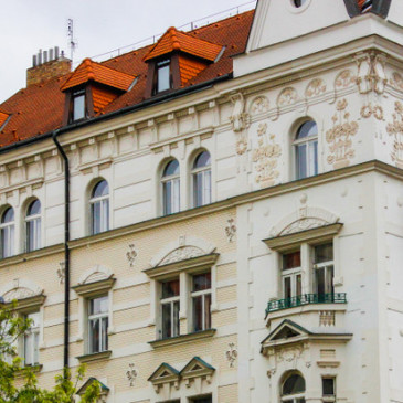 Koronavirus investiční nemovitosti nepodkopal. Jako investor však musíte být obezřetný