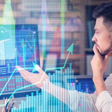 Plánujete v novém roce vstoupit do světa tradingu? Kryjte si záda silným partnerem