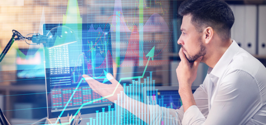 Plánujete v novém roce vstoupit do světa tradingu? Kryjte si záda silným partnerem