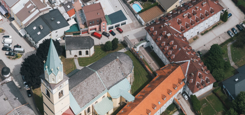 Ceny nemovitostí dál rekordně rostou, do popředí se tak dostává nájemní bydlení