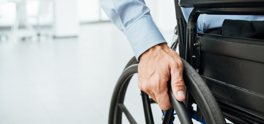 Jak funguje pojištění invalidity a komu se vyplatí?