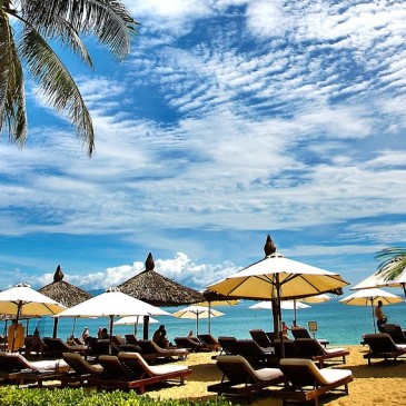 Chystáte se na dovolenou? Využijte first minute slev!