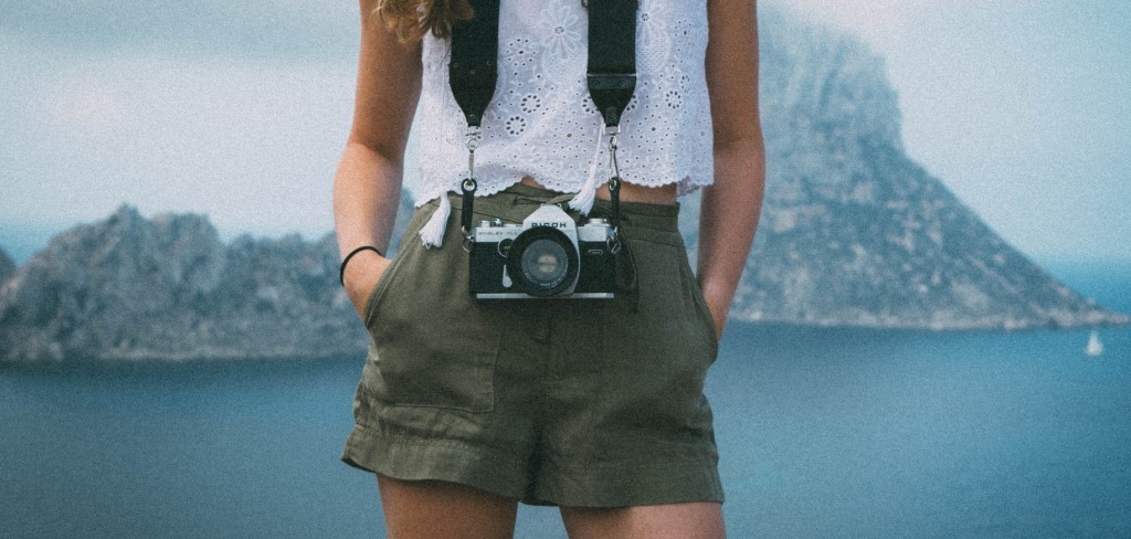 Letní oblečení - Creative Commons (Pexels.com)