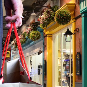 Více než polovina lidí o nákupu rozhoduje přímo v místě prodeje. Reklamní nosiče hrají významnou roli