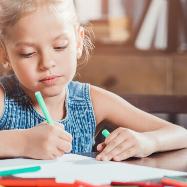 Jak zabavit děti při dlouhých zimních večerech?