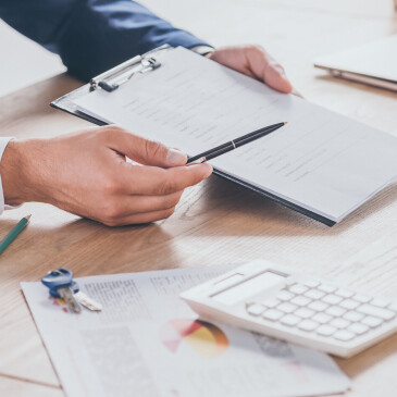 Investoři si mnou ruce, menší počet zájemců o vlastní bydlení jim hraje do karet