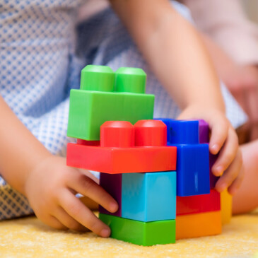 Hra jako klíč k rozvoji dětí: Jaké hračky volit?
